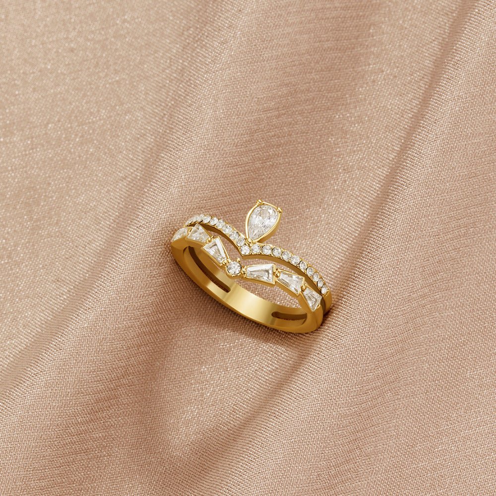 Little Lily Bloom Gold-Tone Crystal Ring