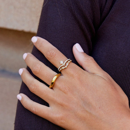 Little Lily Bloom Gold-Tone Crystal Ring