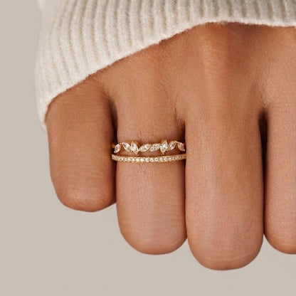 Mia Single Crystal Slim Gold-Tone Band Ring