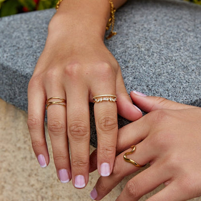 Mia Single Crystal Slim Gold-Tone Band Ring