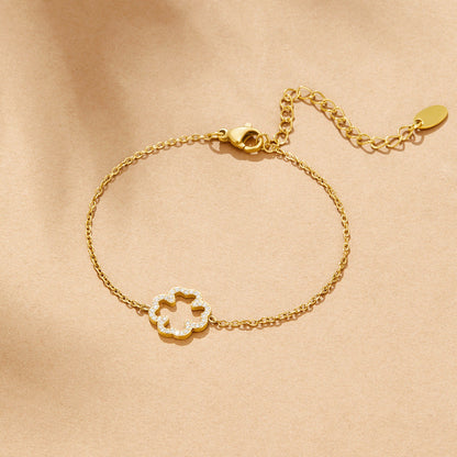 Bright Clover Leaf Crystal Bracelet