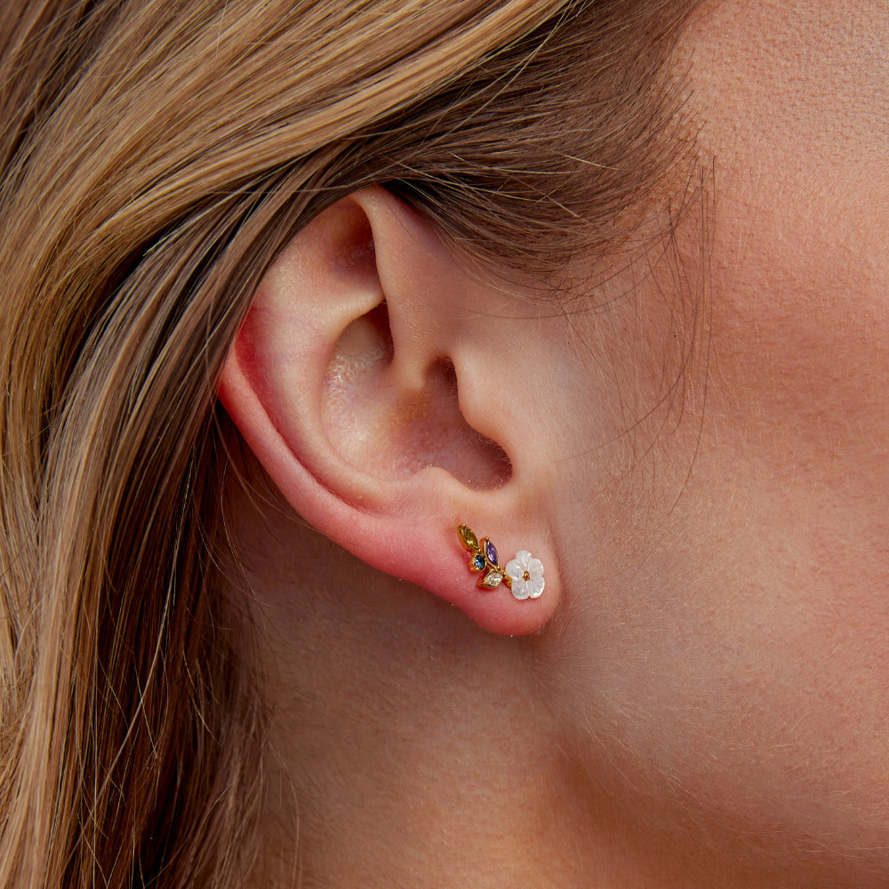 White Blossom Earrings Set with Fine Crystal