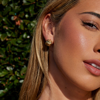 Elsa Little Wave-Shaped Hoop Earrings