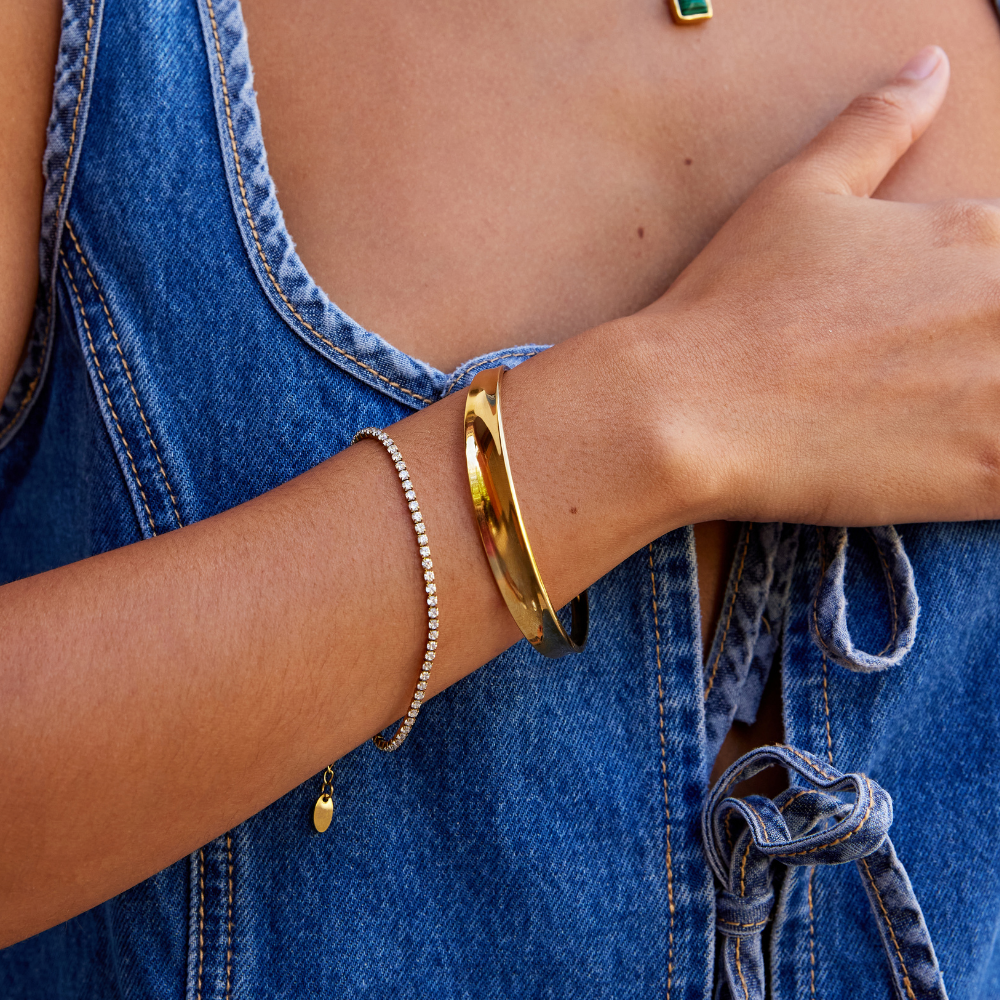 Leyla Rounded Gold-Tone Wrist Bangle