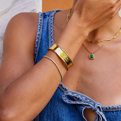 Nica Clean Slim Line Gold-Tone Round Bangle
