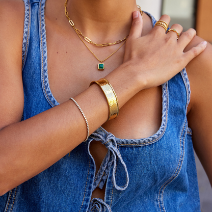 Nica Clean Slim Line Gold-Tone Round Bangle