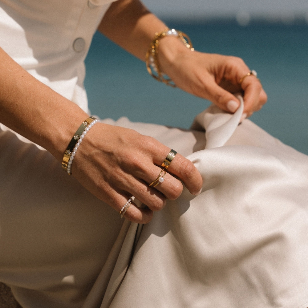 Peri Freshwater Pearl Fine Band Ring