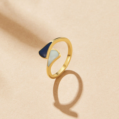 Safira Slim Ring with a Dreamy Blue Stone