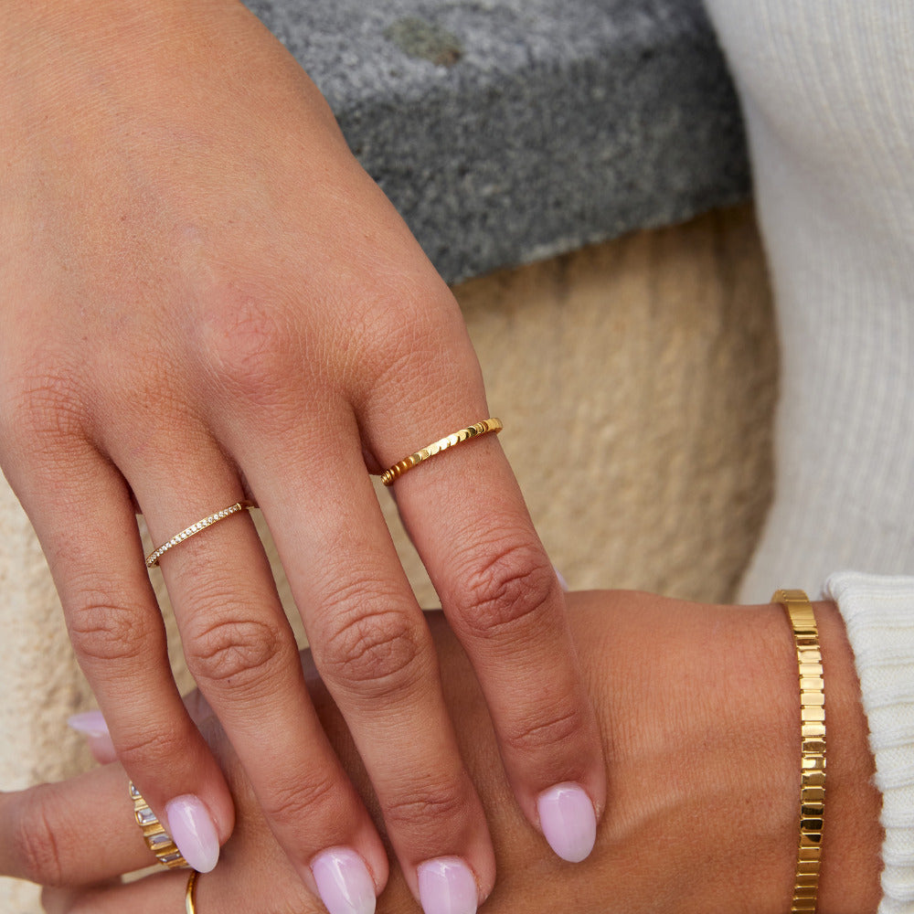 Vera Smooth Gold-Tone Everyday Band Ring