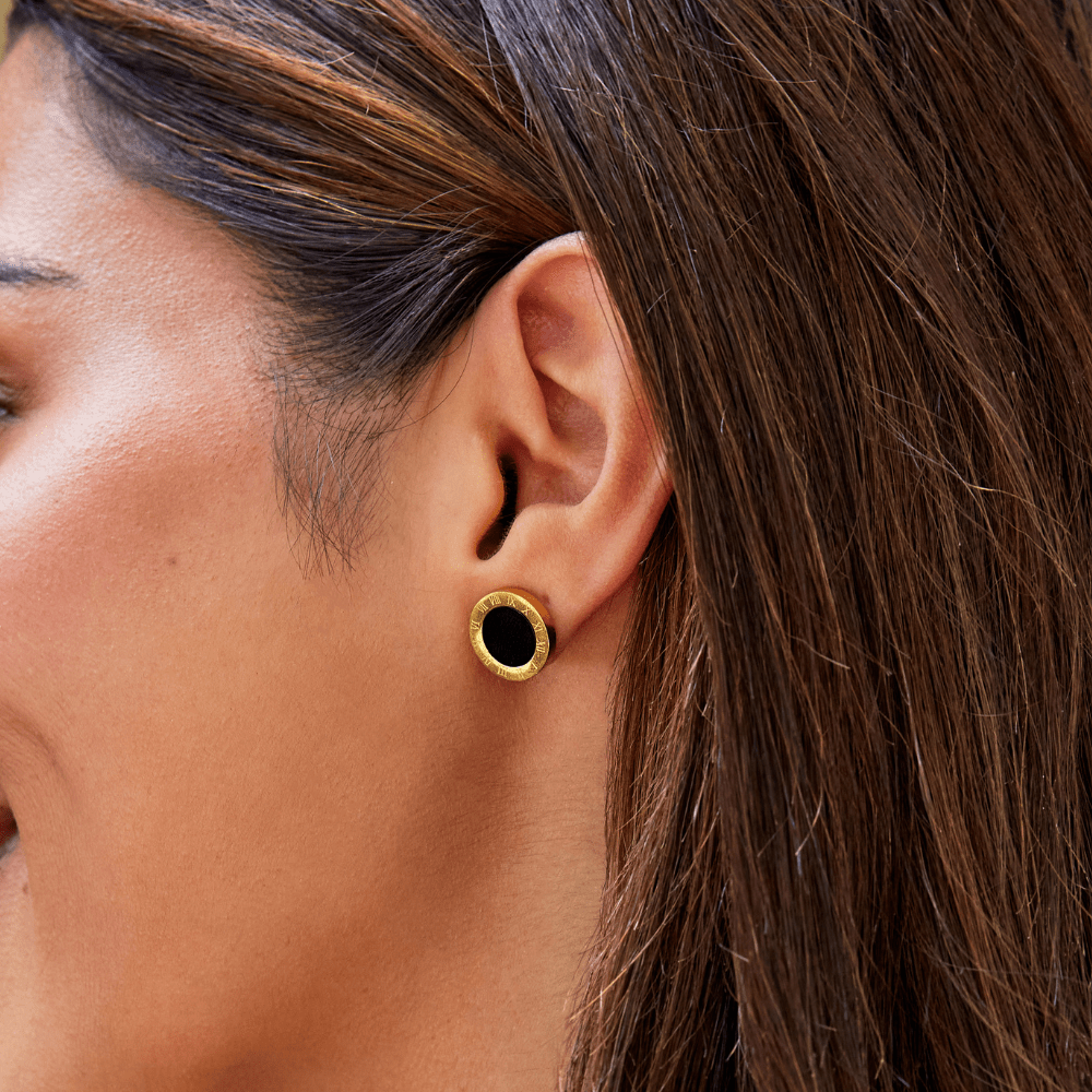Azalea Matte Black Round Button Earrings
