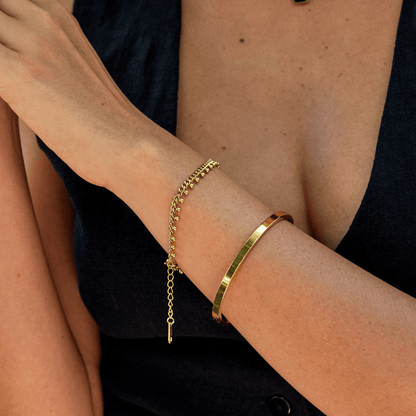Brie Flat Curb Link Gold-Tone Drop Bracelet