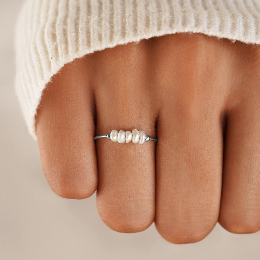 Freshwater Pearl on a Slim Silver-Tone Ring