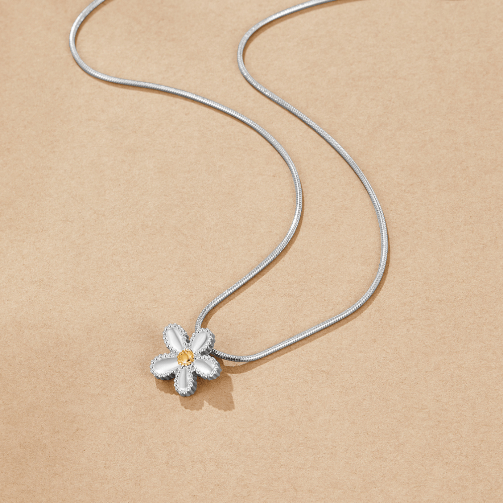 Small Daisy Flower Charm Pendant Necklace