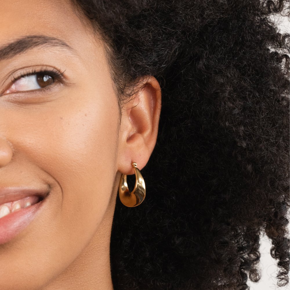 Dara Clean Line Hoop Earrings for Every Day
