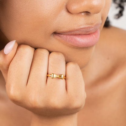 Ellie Small Bow Gold-Tone Slim Band Ring