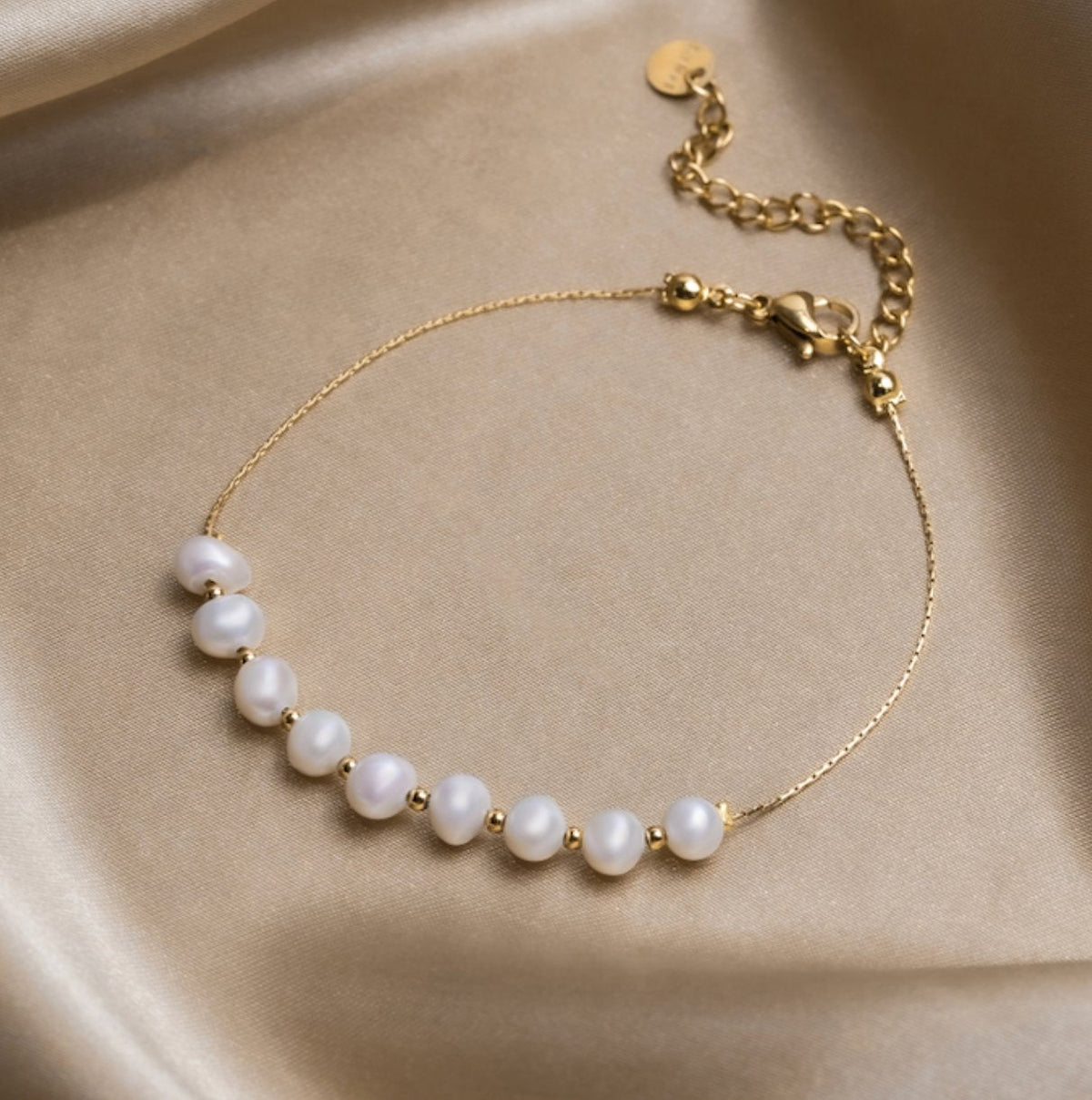 Eva Slim Chain Freshwater Pearl Bracelet