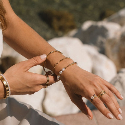 Figaro Link Small Knot Gold-Tone Bracelet