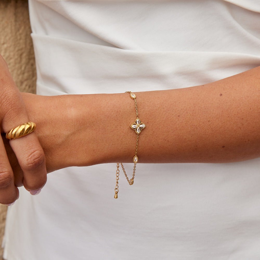 Lucky Clover Crystal Chain Bracelet