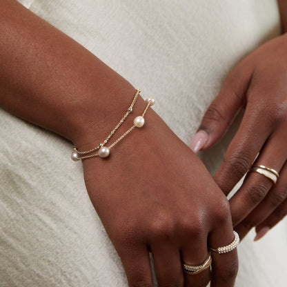 Freshwater Pearl and Fine Chain Bracelet