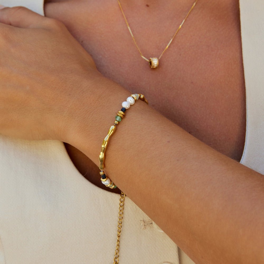 Green Bead and Pearl Strand Bracelet