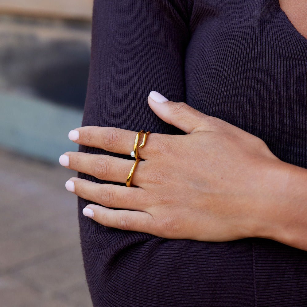 Angular Pearl Set Gold-Tone Band Ring