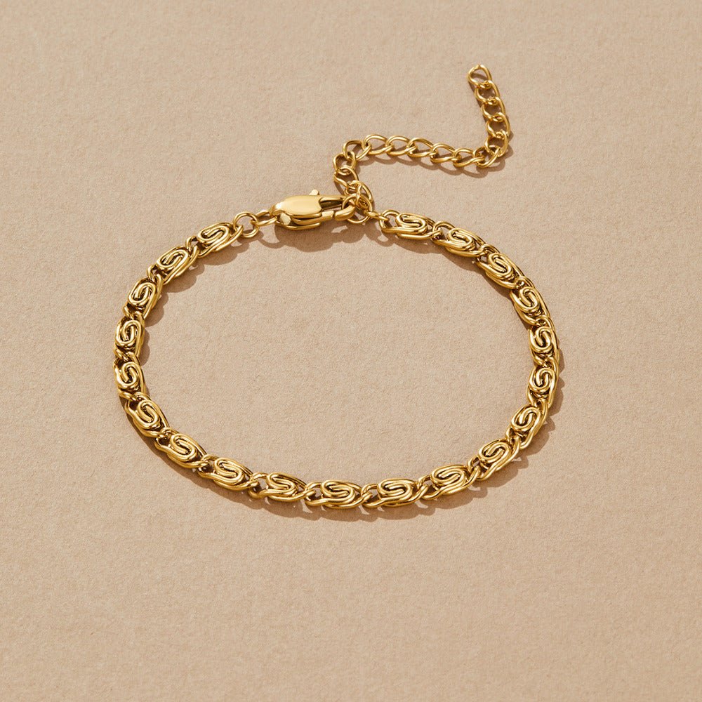 Curled Link Gold-Tone Chain Bracelet