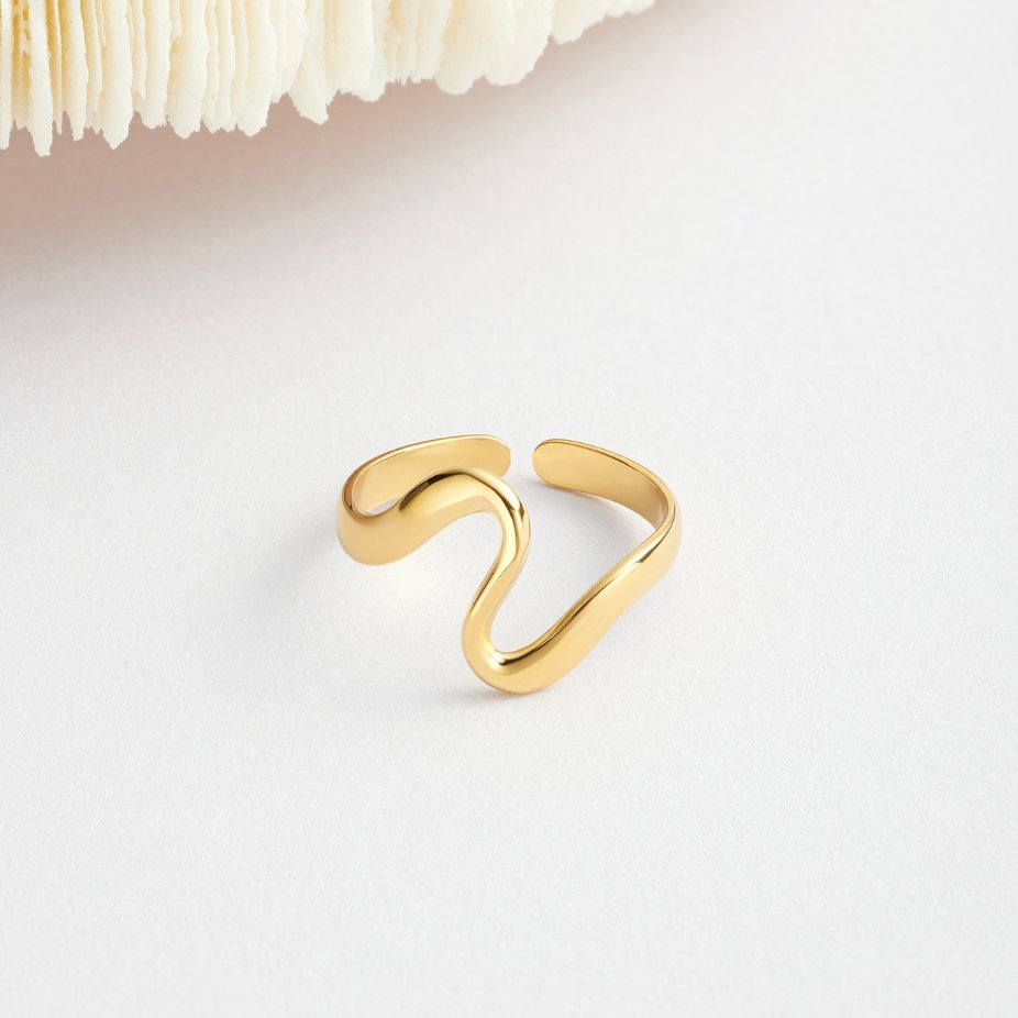 Rippled Gold-Tone Slim Wave Everyday Ring