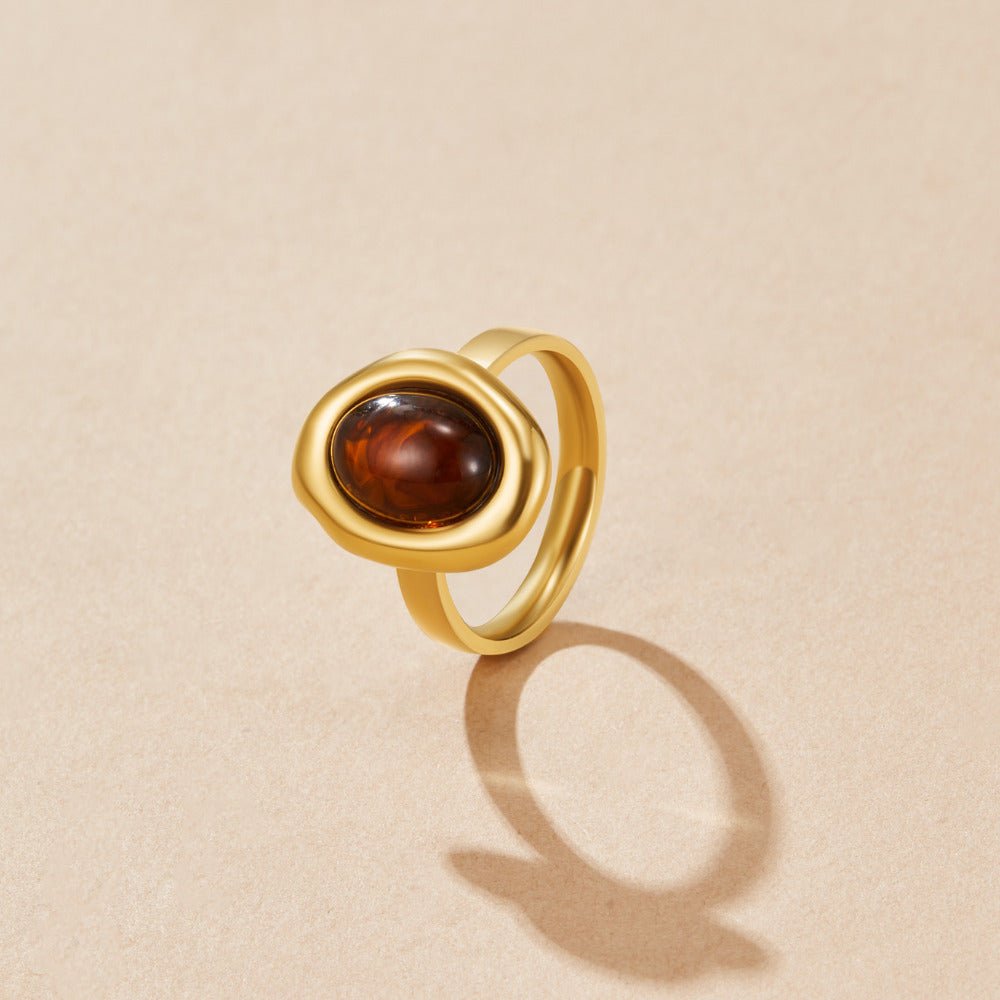 Amber Warmth Gold-Tone Polished Band Ring