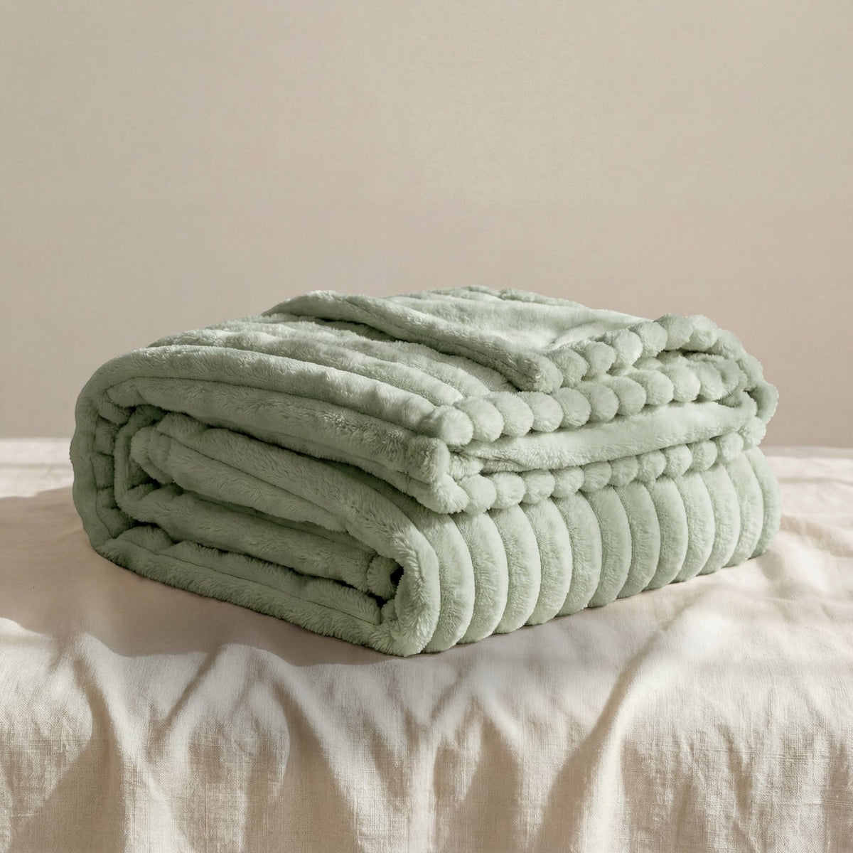 Fluffy Plush Blanket – Generous Double Sided Throw