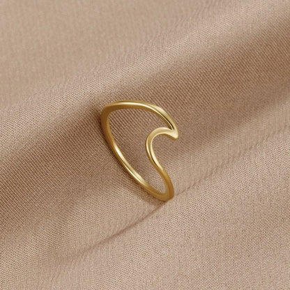 Imari Curved Wave Gold-Tone Slim Ring