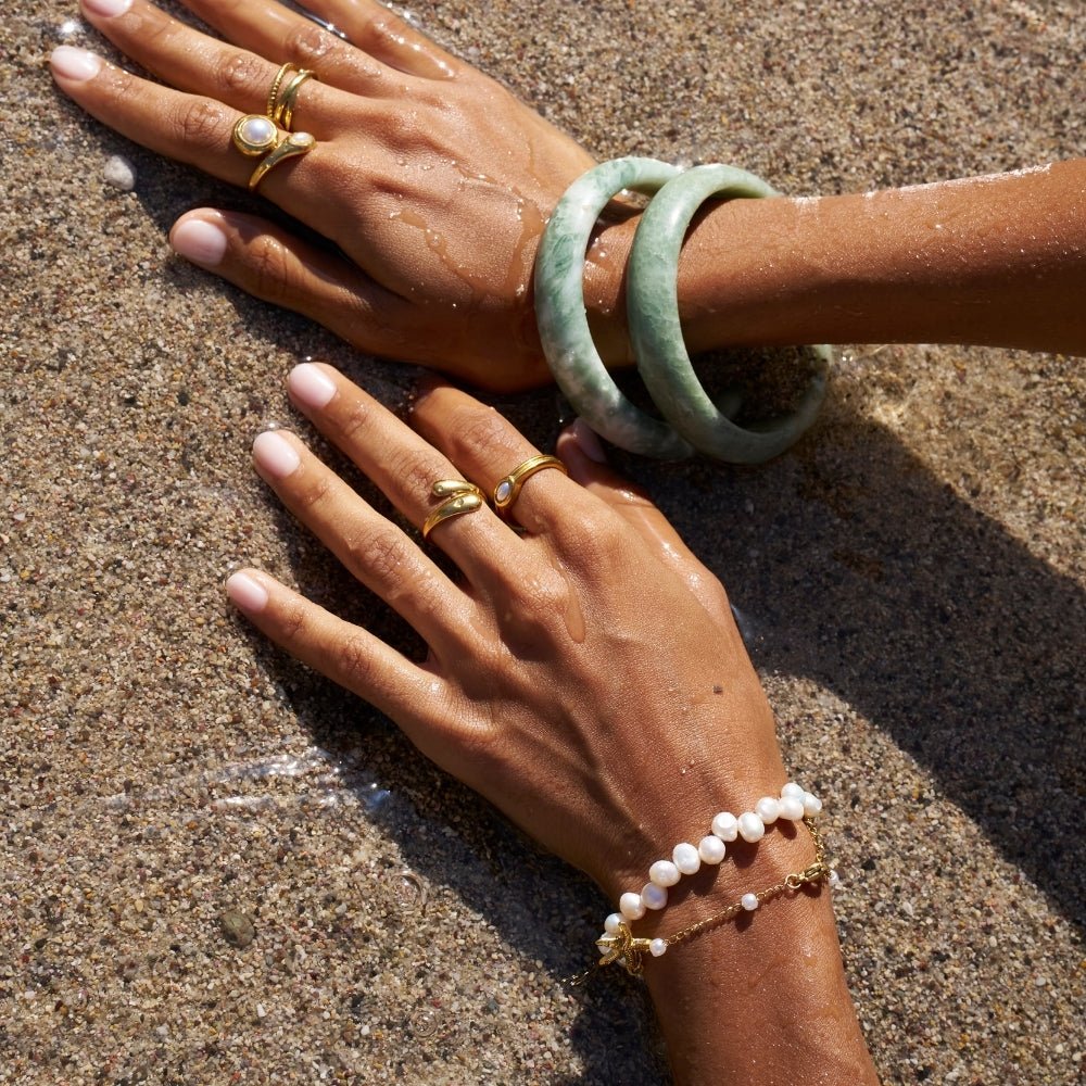 Irina Fine Chain Freshwater Pearl Bracelet