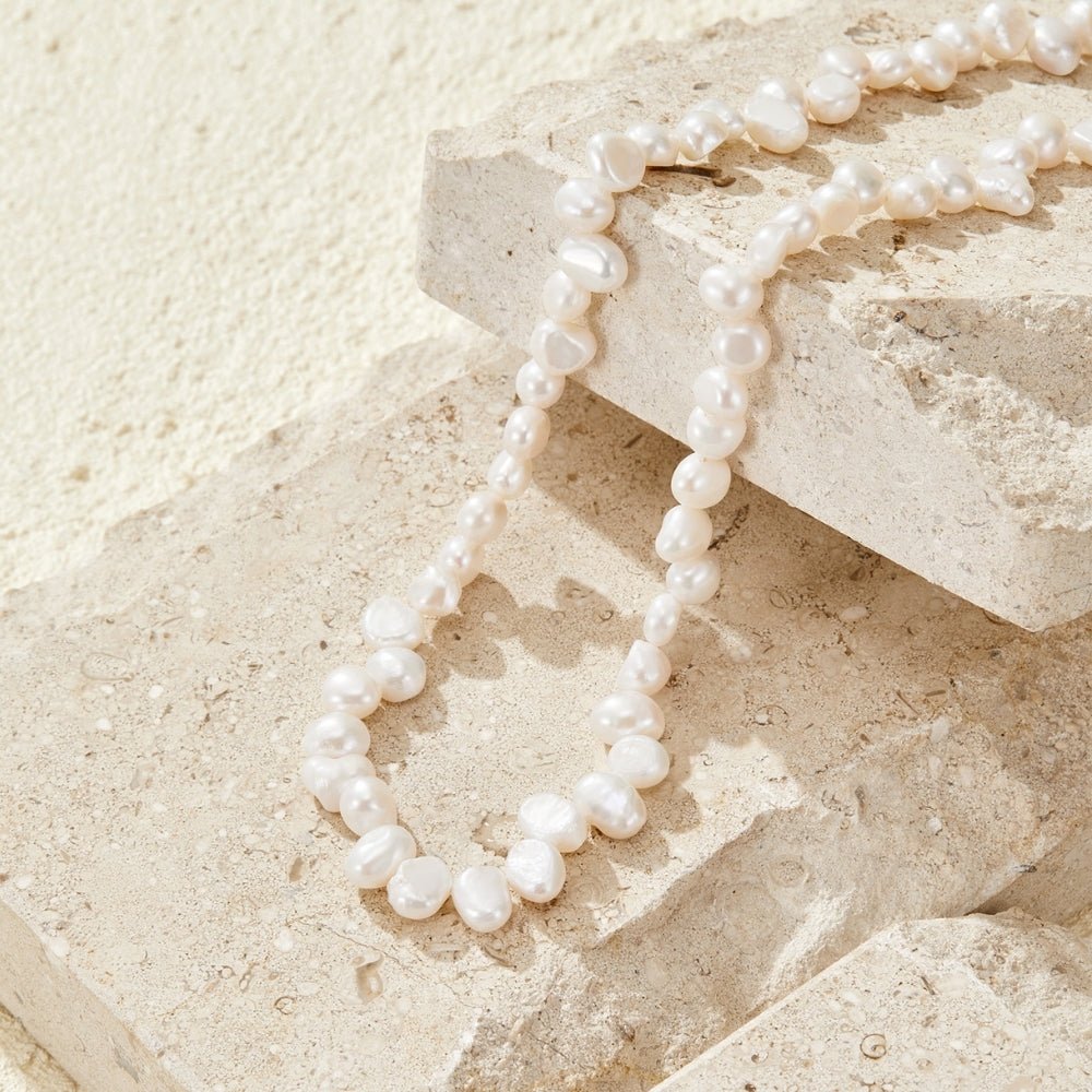 Irina Single Freshwater Pearl Chain Necklace