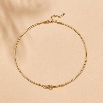 Soft Knot Detail Gold-Tone Chain Necklace