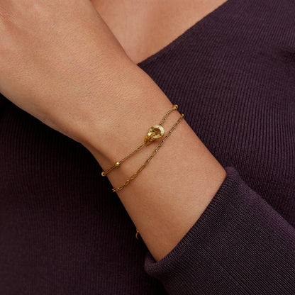 Continuous Interlocking Loop Chain Bracelet