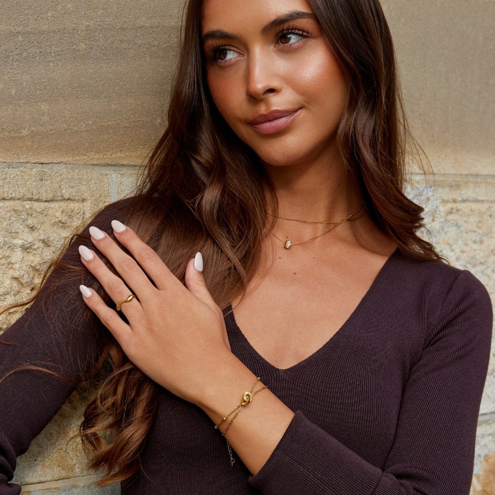 Continuous Interlocking Loop Chain Bracelet