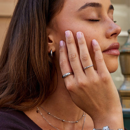 Lois Plain Silver-Tone Everyday Band Ring