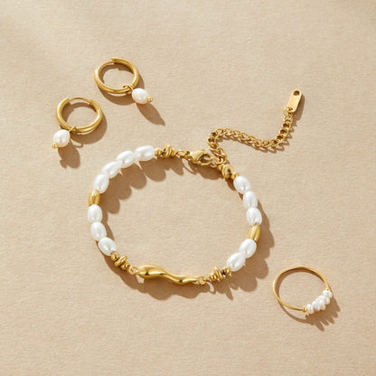 Lovina Classic Round Pearl Strand Bracelet