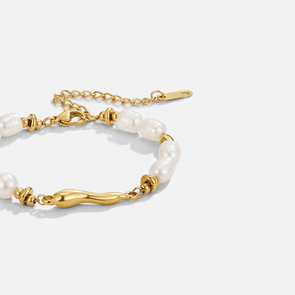 Lovina Classic Round Pearl Strand Bracelet