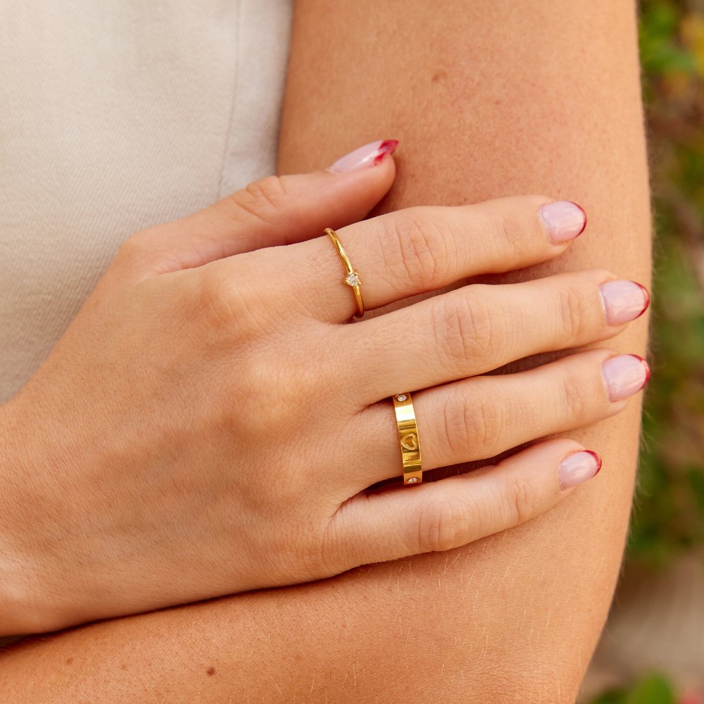 Mari Tiny Heart Gold-Tone Slim Band Ring