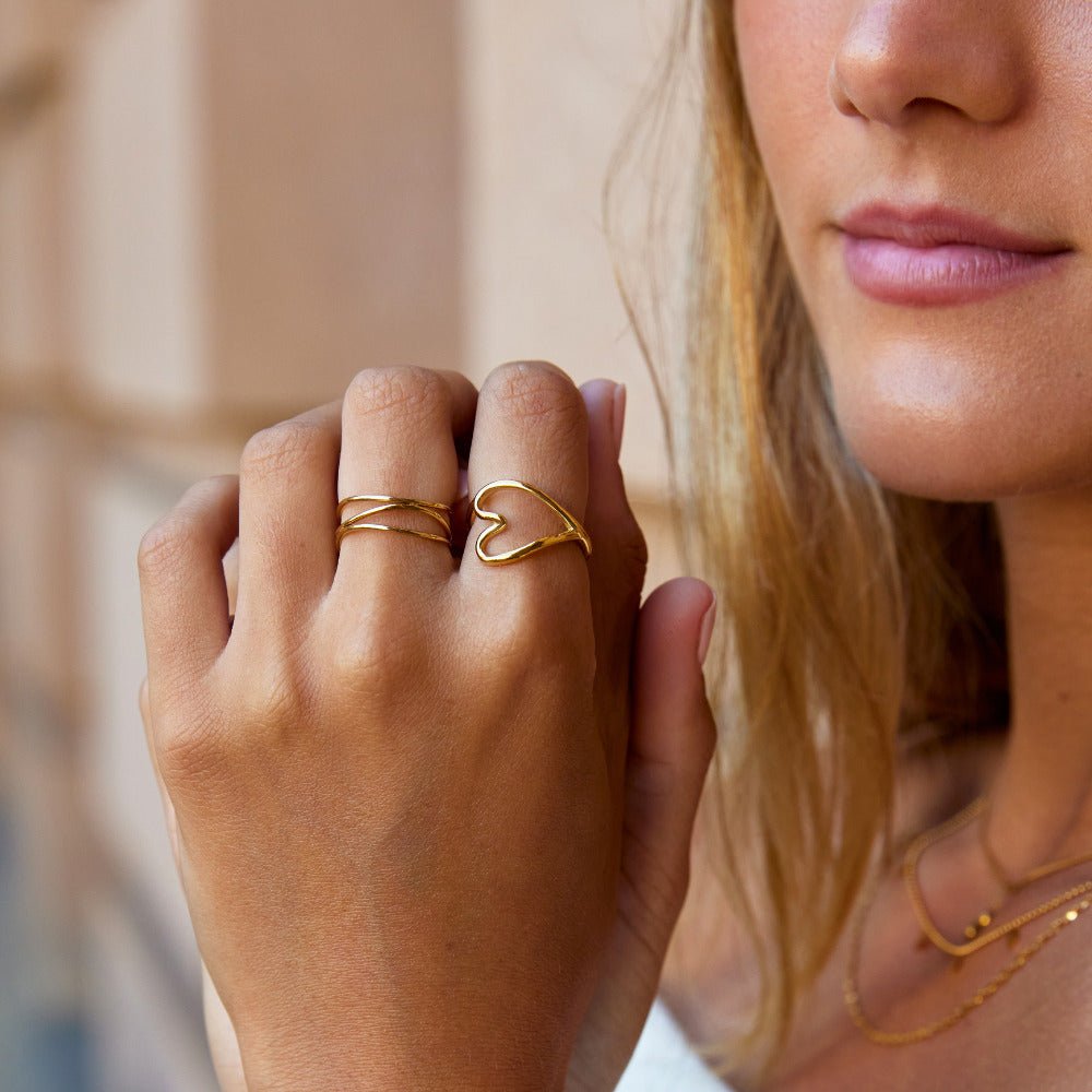 Molten Heart Shape Gold-Tone Band Ring