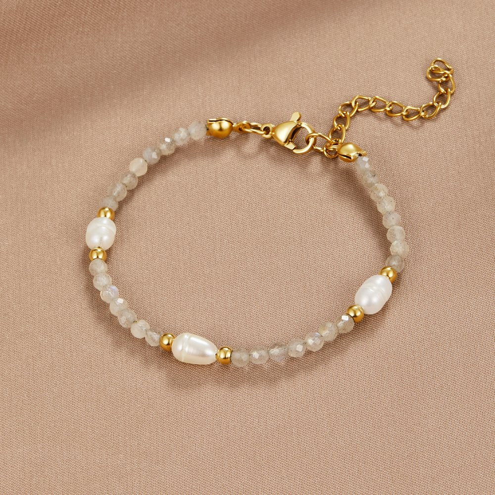 Milky Moonstone-Effect and Pearl Bracelet