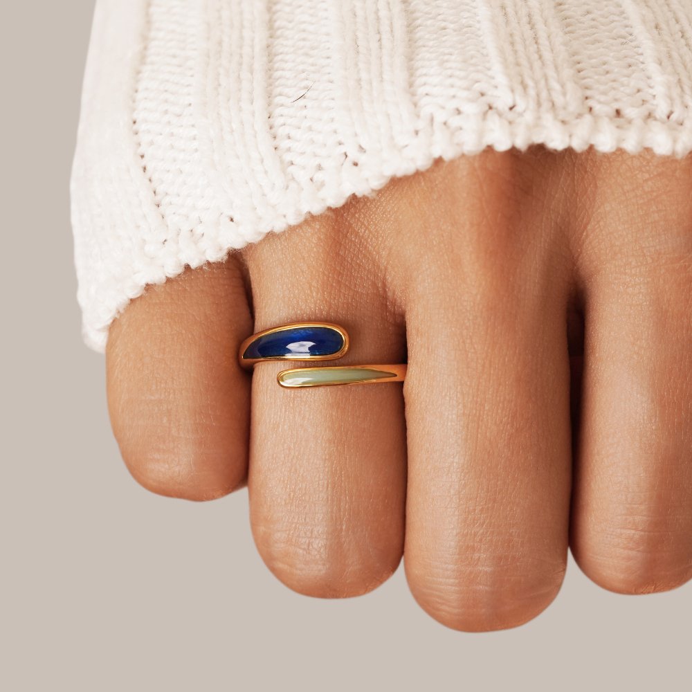 Safira Cool Blue Stone Adjustable Wrap Ring