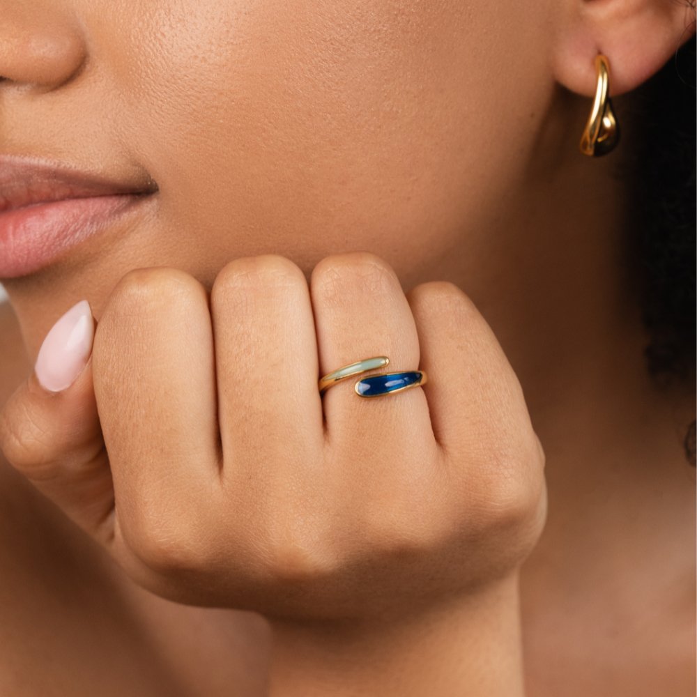 Safira Cool Blue Stone Adjustable Wrap Ring