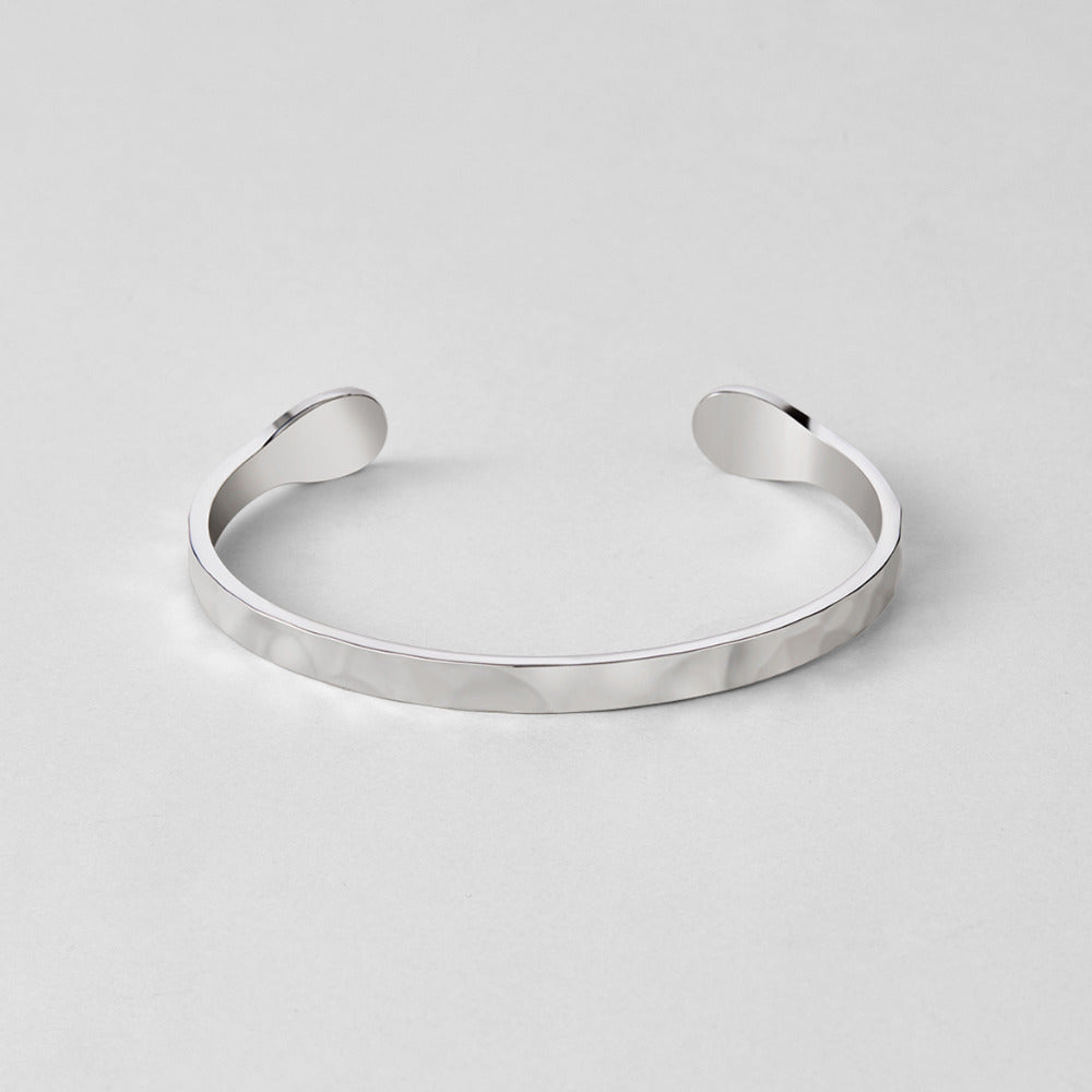 Alexa Cool Smooth Round Silver-Tone Bangle