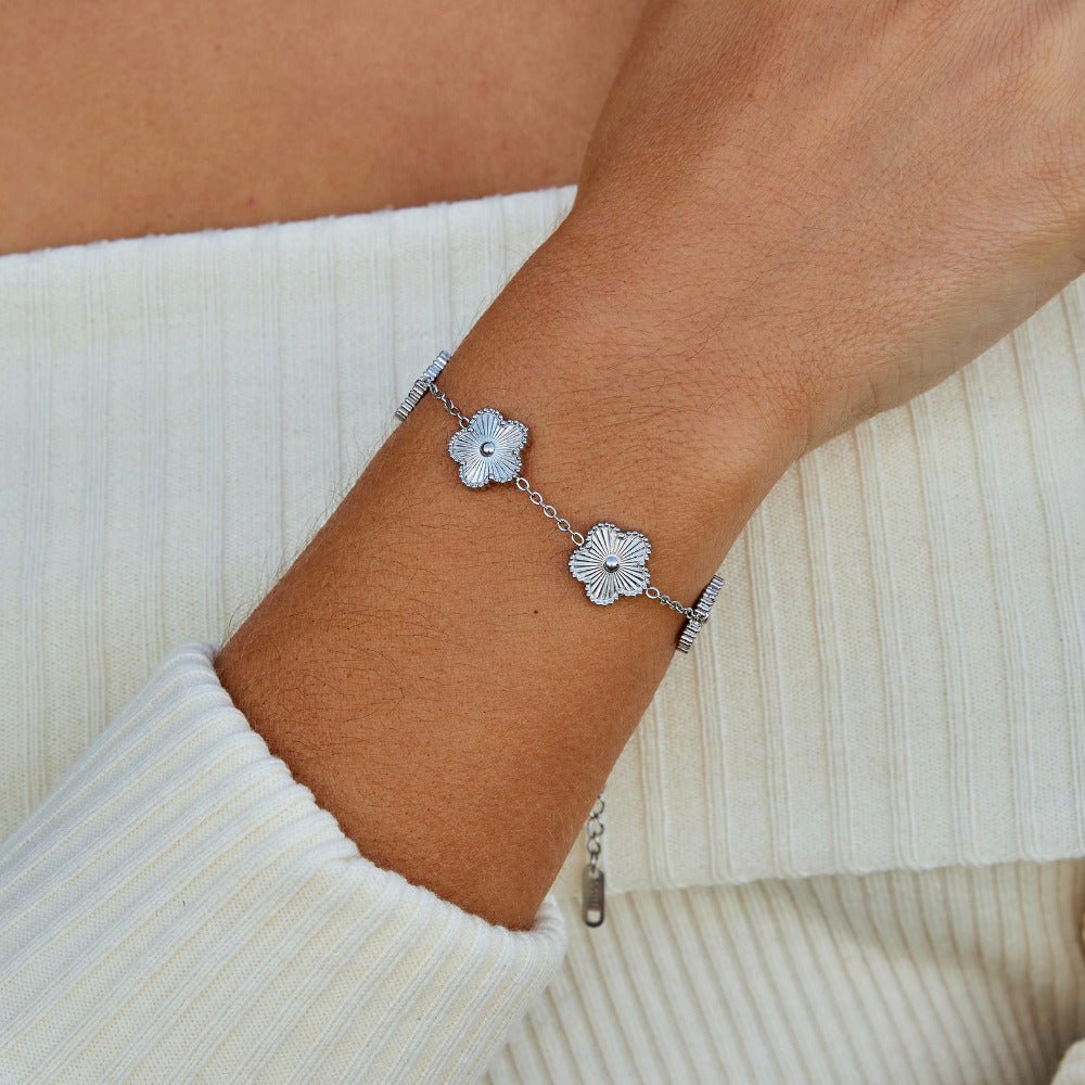 Small Clover Charm Silver-Tone Chain Bracelet