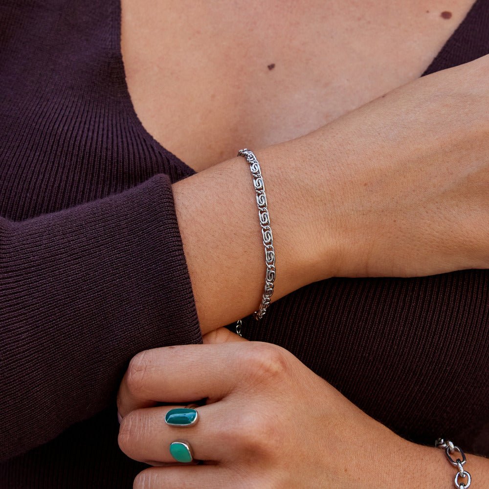 Curled Link Silver-Tone Bracelet