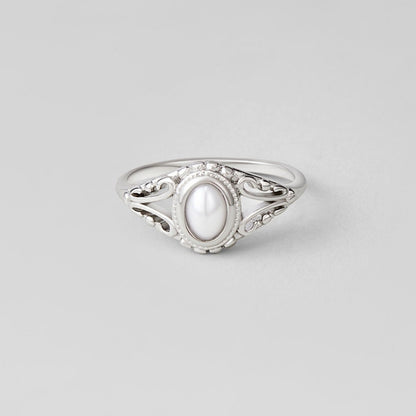 Pearl-Set Silver-Tone Antique Style Ring