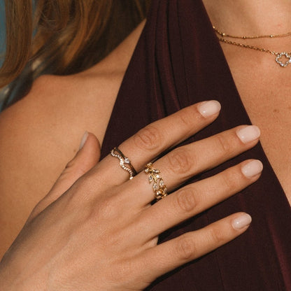 Small Crystal Heart Slender Everyday Band Ring