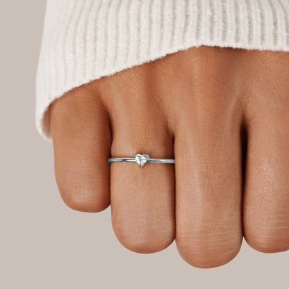 Tiny Crystal Set Heart Fine Band Ring