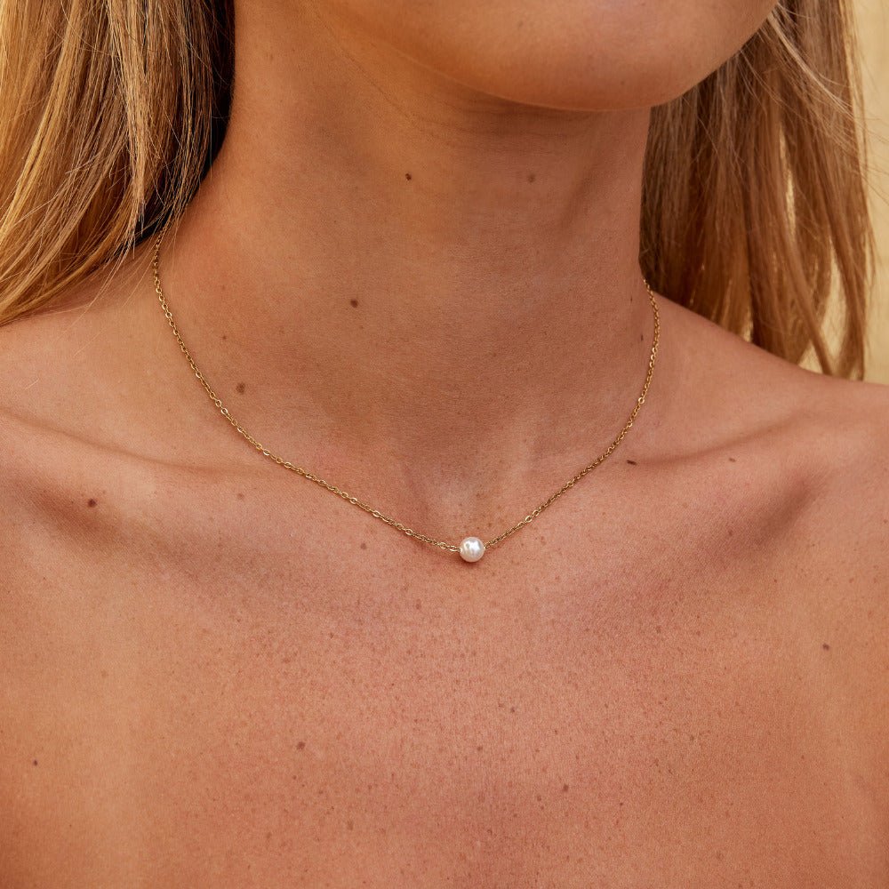 Single Pearl on a Fine Gold-Tone Chain Necklace